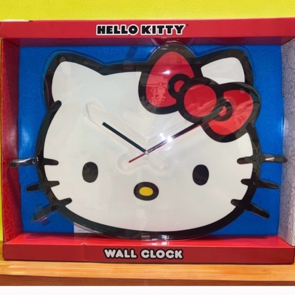 Sanrio Iconic Hello Kitty Large Face Red White Collectible Wall Clock NWT 14x20 - Picture 1 of 3